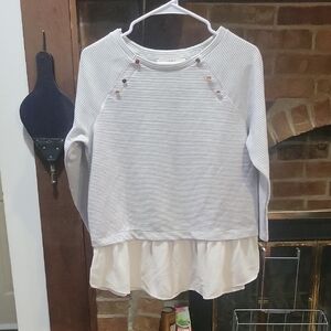 LOFT Women's Striped Gray and White Sweater